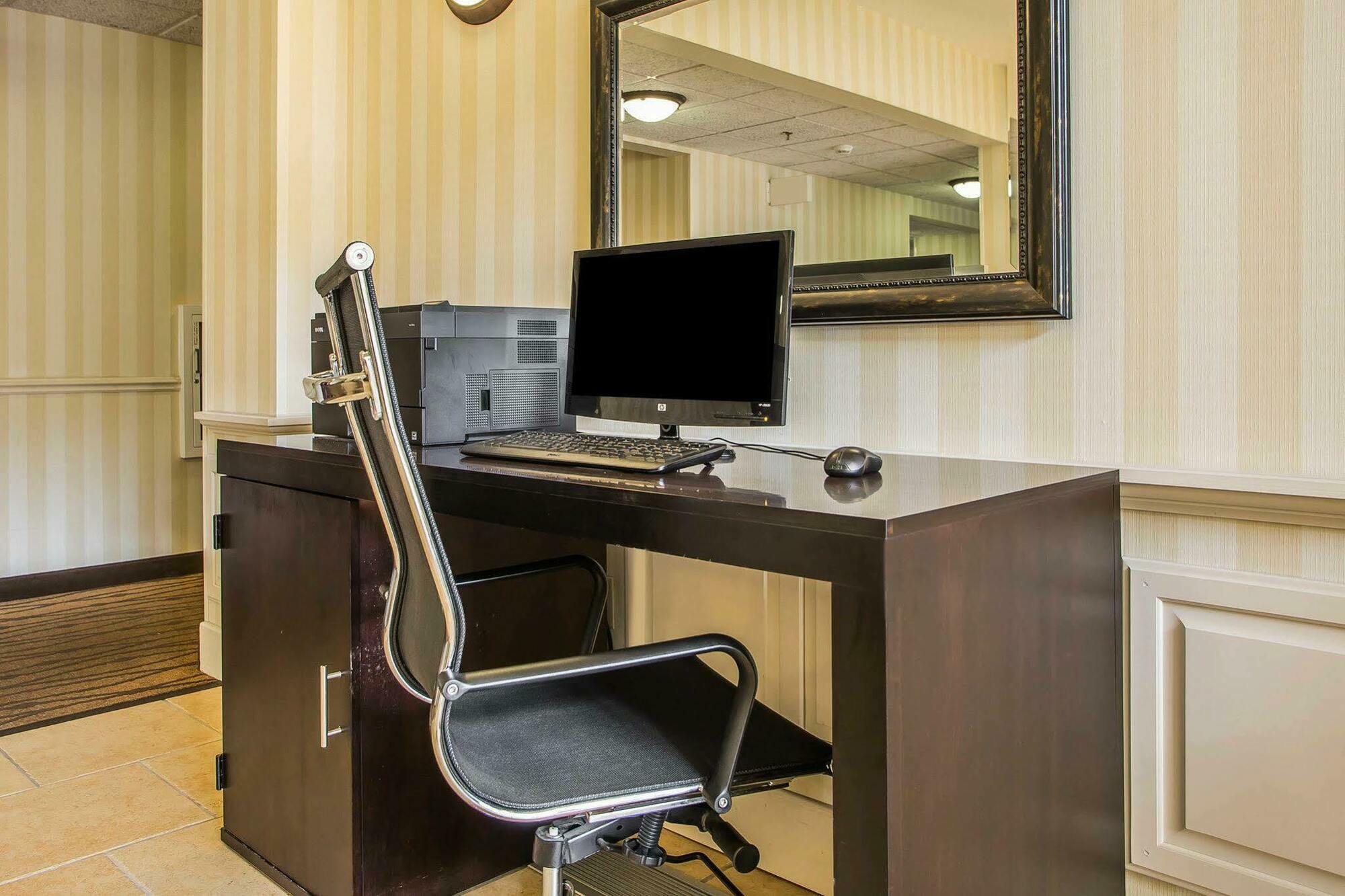 Sleep Inn & Suites Wisconsin Rapids Esterno foto